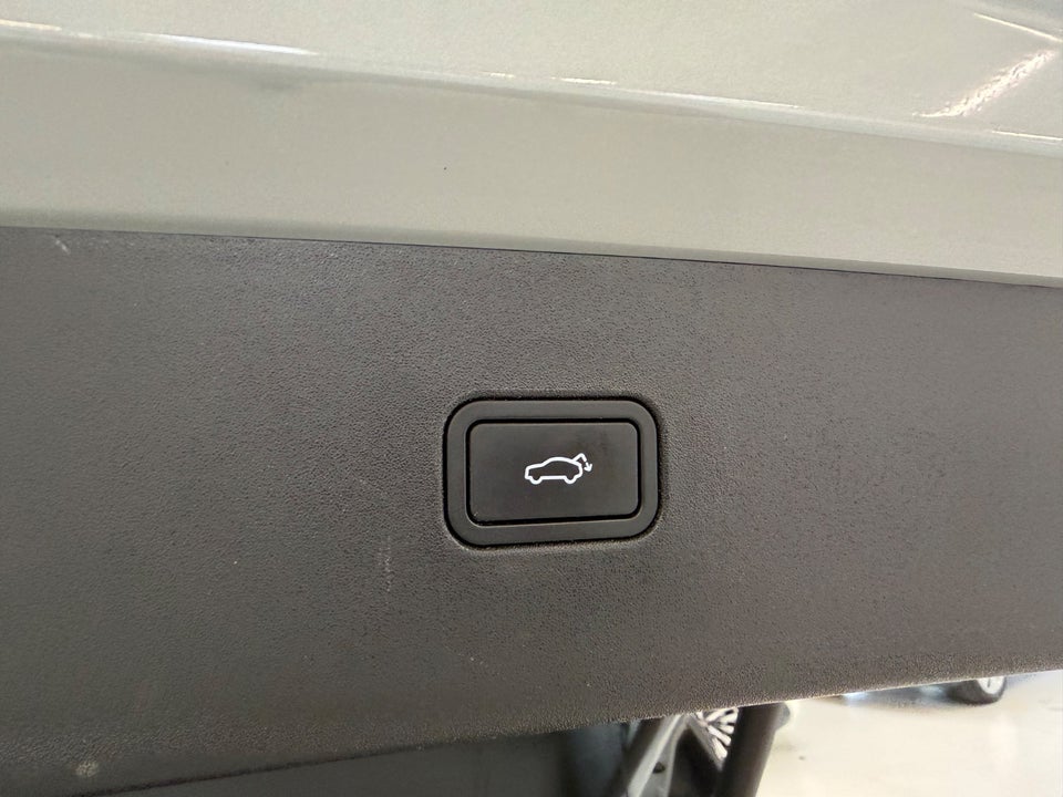 Volvo EX30 Extended Range Ultra 5d