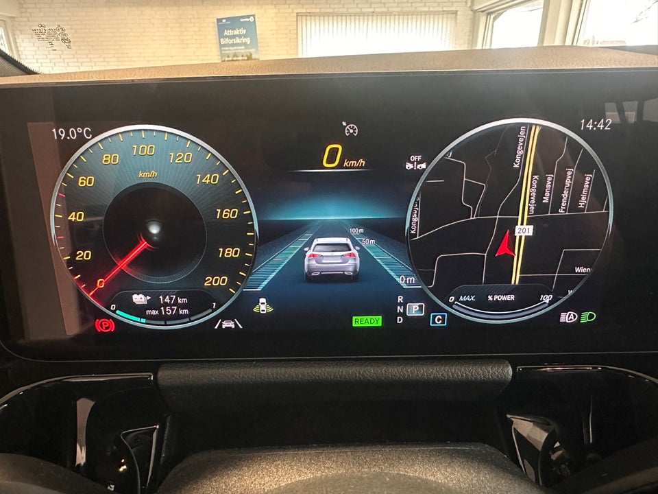 Mercedes EQA250+ Progressive 5d