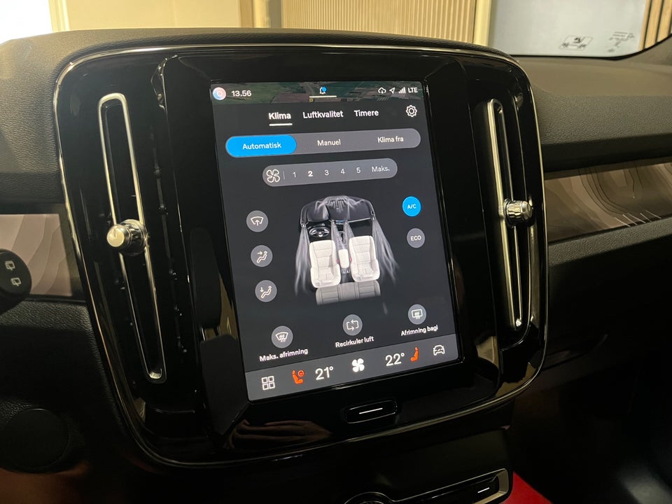 Volvo XC40 ReCharge Extended Range Ultimate 5d