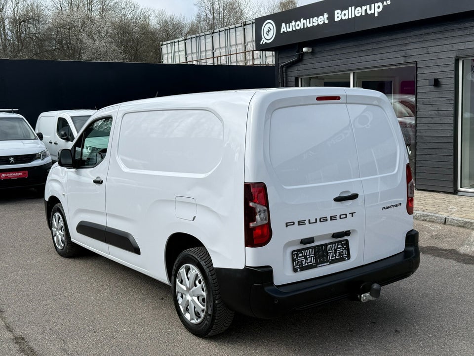 Peugeot Partner 1,5 BlueHDi 130 L2V2 Premium EAT8 Van