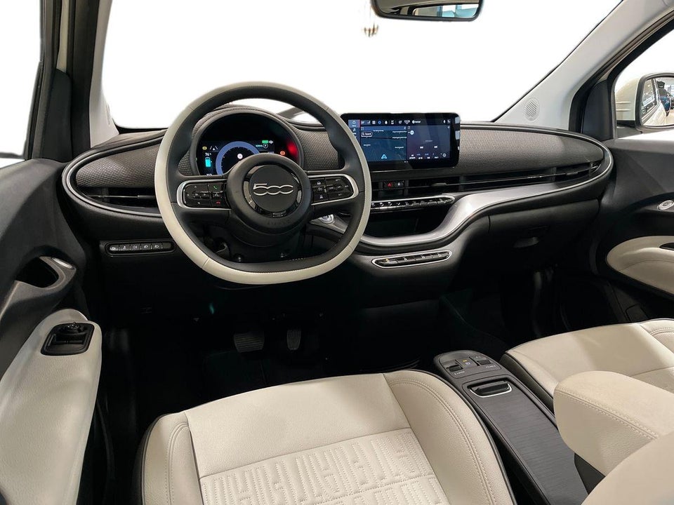 Fiat 500e 42 la Prima 3+1 4d