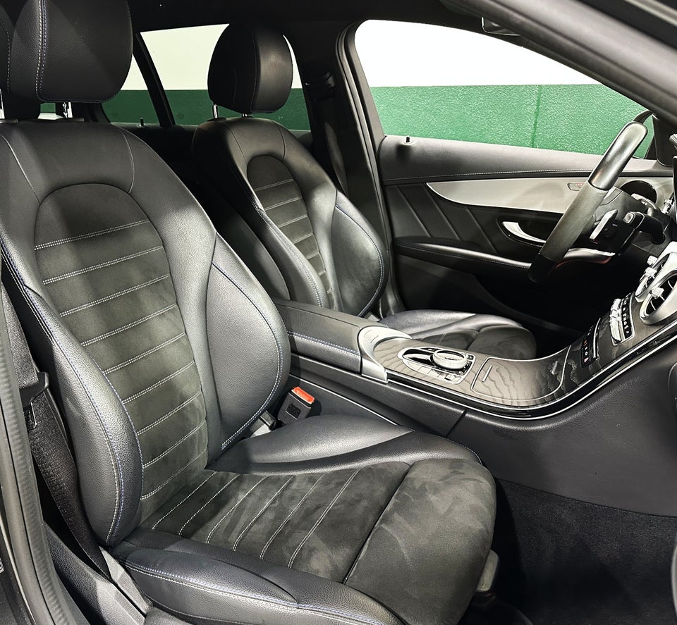 Mercedes C220 d 2,0 AMG Line Night Edition stc. aut. 5d