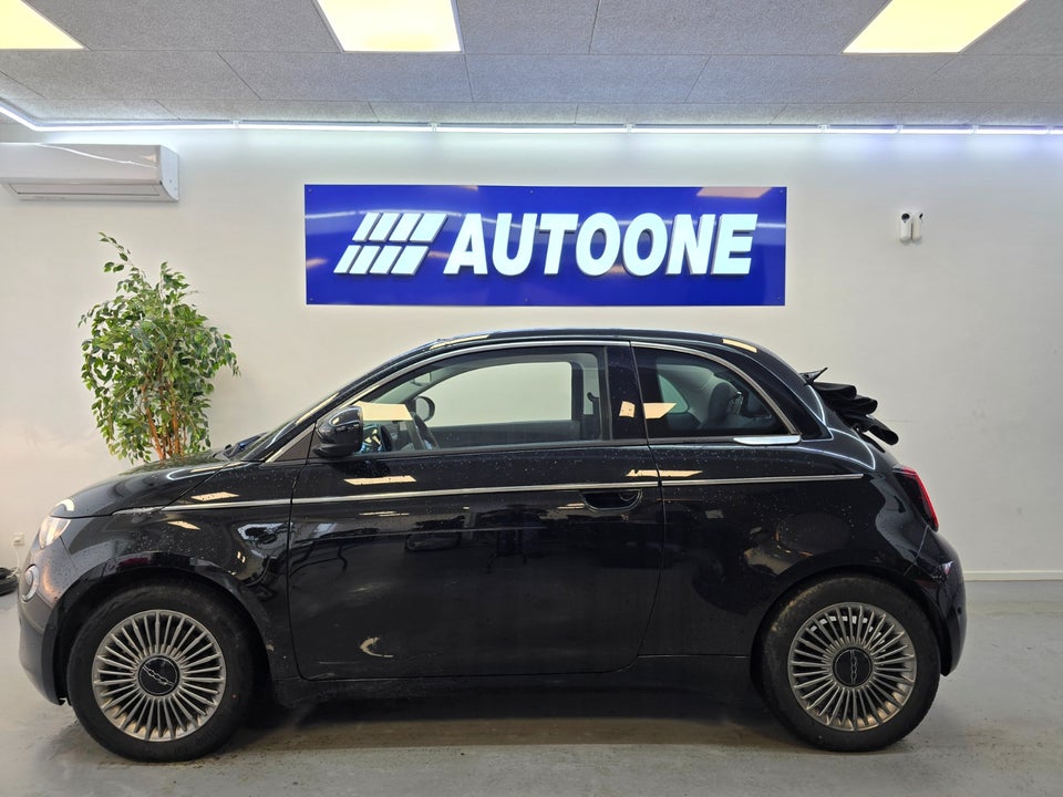 Fiat 500e 42 Icon Cabrio 2d