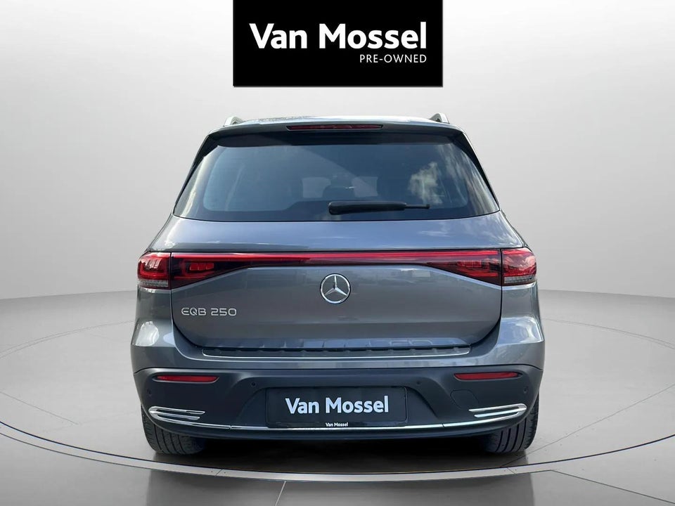 Mercedes EQB250 Progressive 5d