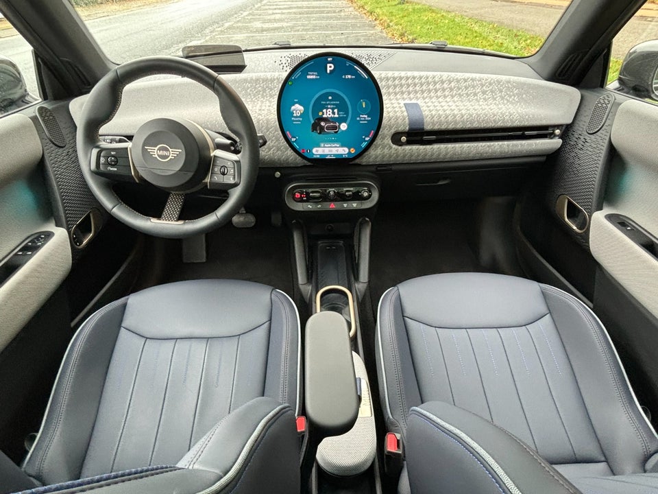 MINI Cooper SE Favoured Trim M 3d