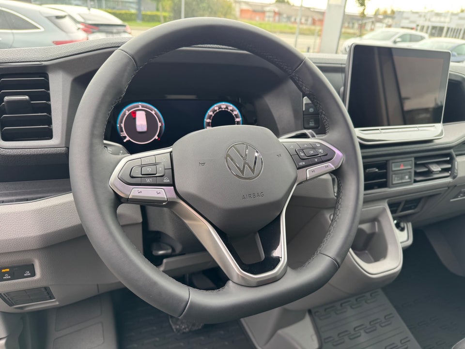 VW Crafter 35 2,0 TDi 177 Kassevogn L3H3 aut.