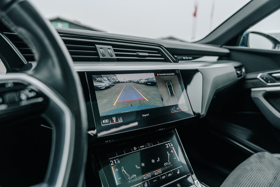 Audi e-tron 55 S-line quattro 5d