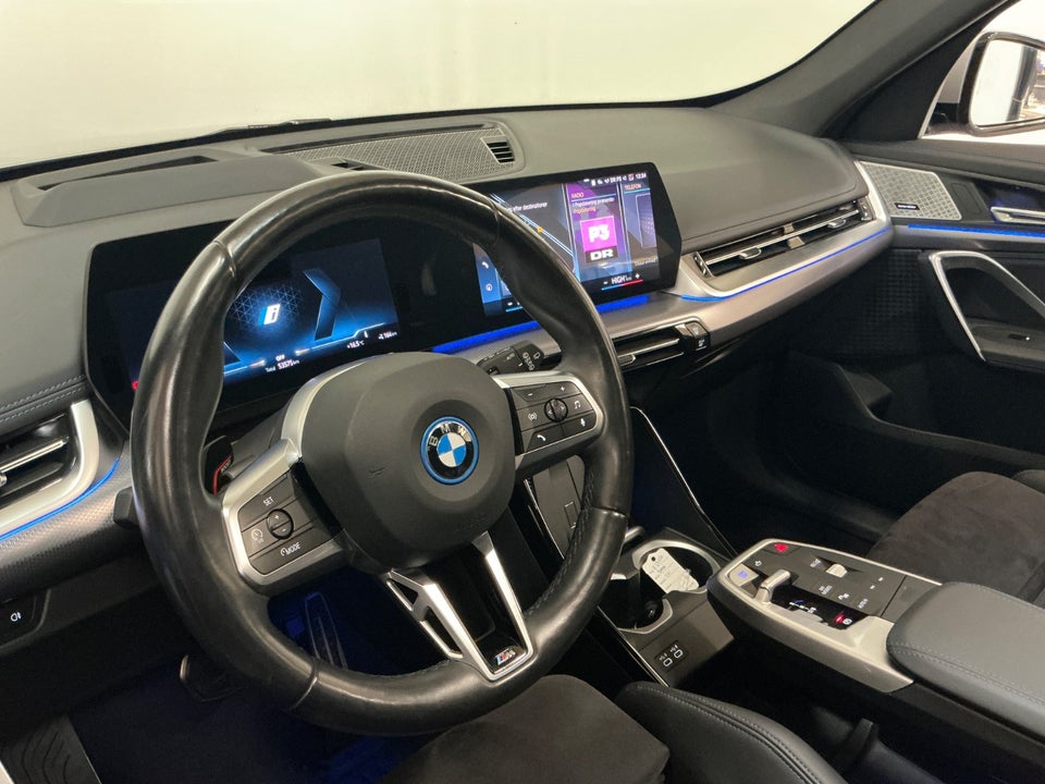 BMW iX1 xDrive30 Fully Charged M-Sport 5d