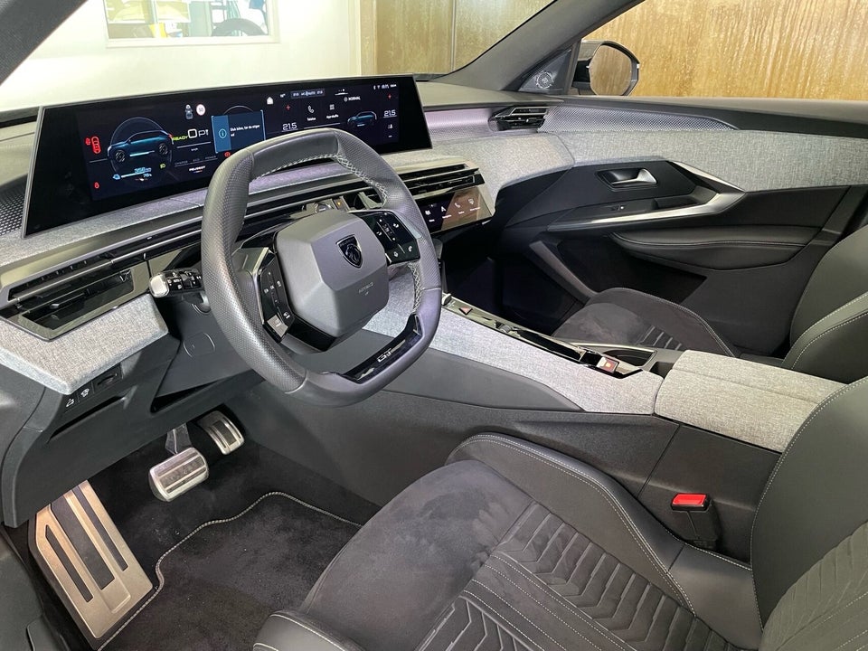 Peugeot e-5008 77 GT Pack 7prs 5d