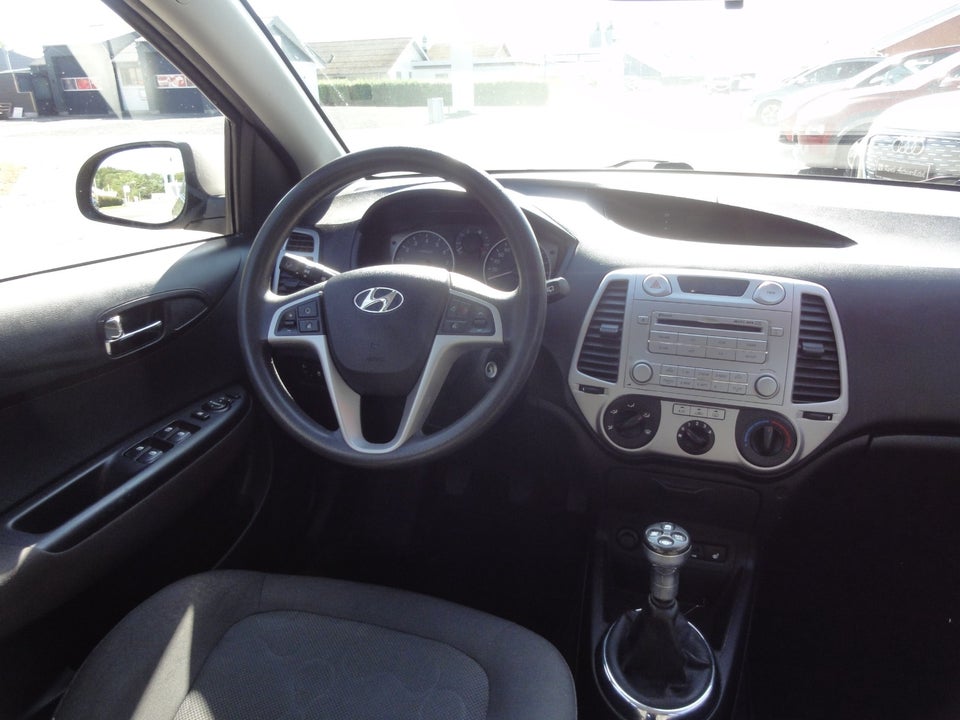 Hyundai i20 1,25 Comfort 5d