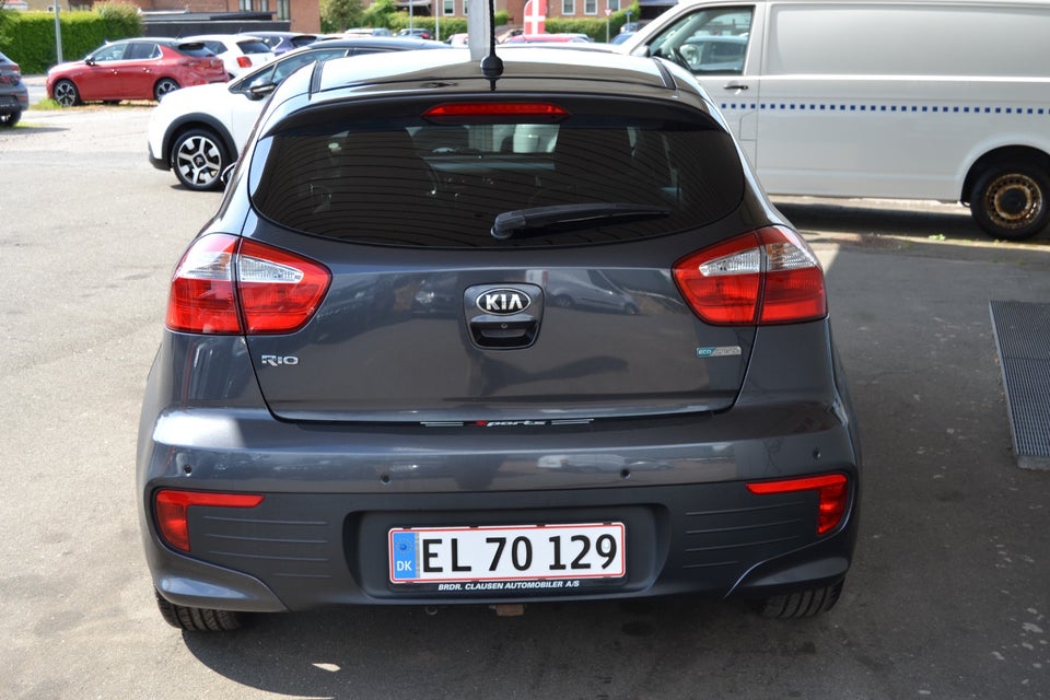 Kia Rio 1,2 CVVT Premium 5d