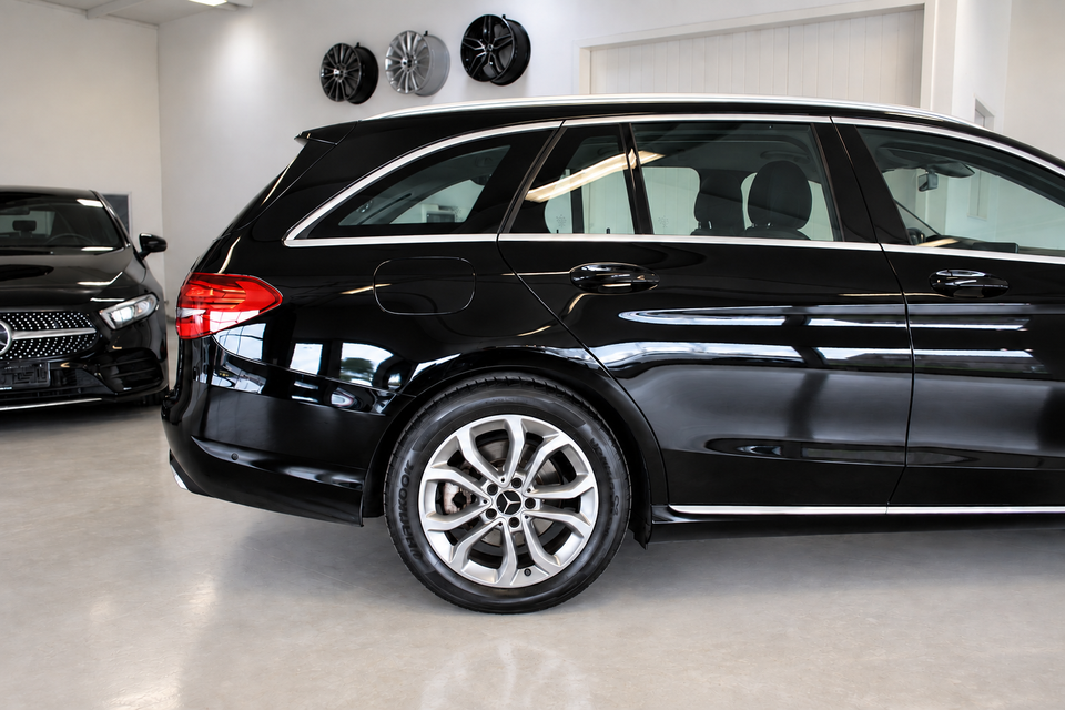 Mercedes C200 1,5 Advantage stc. aut. 5d