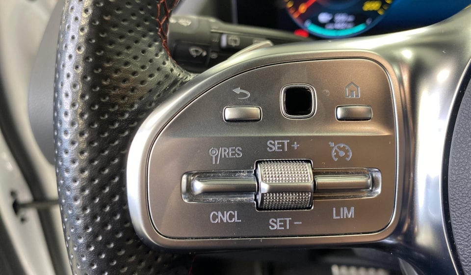 Mercedes EQA250 AMG Line 5d