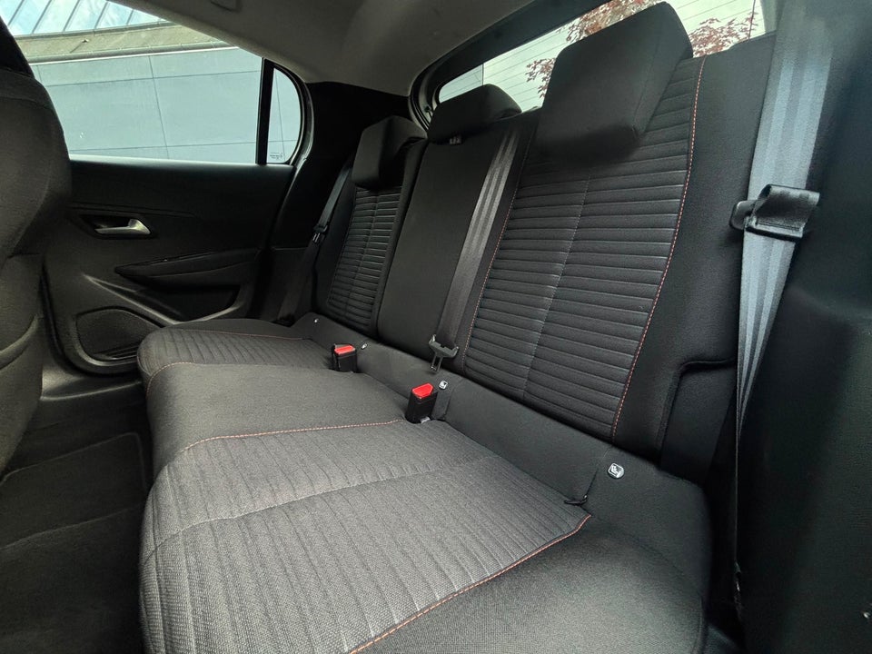 Peugeot 208 1,2 PureTech 75 Supreme 5d