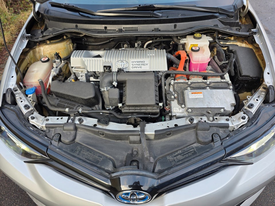 Toyota Auris 1,8 Hybrid H2 Selected CVT 5d