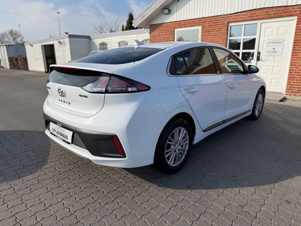 Hyundai Ioniq 40 EV Trend 5d