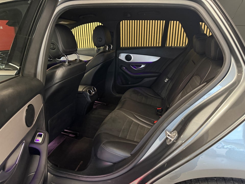 Mercedes C220 d 2,0 AMG Line stc. aut. 5d