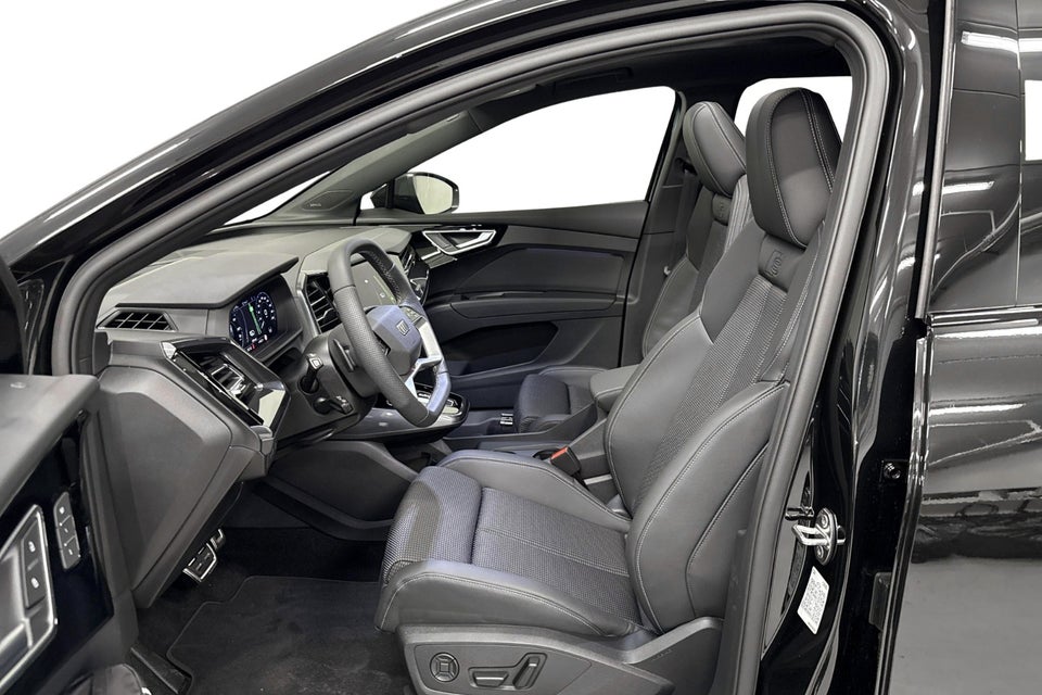 Audi Q4 e-tron 45 S-line Edition 5d