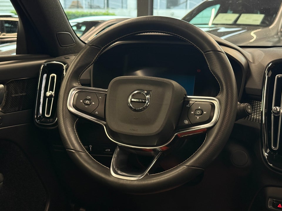 Volvo XC40 P8 ReCharge Twin R-Design 5d