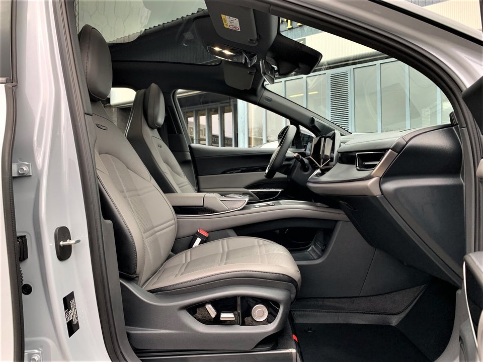 Hongqi EHS7 111 Exclusive 5d