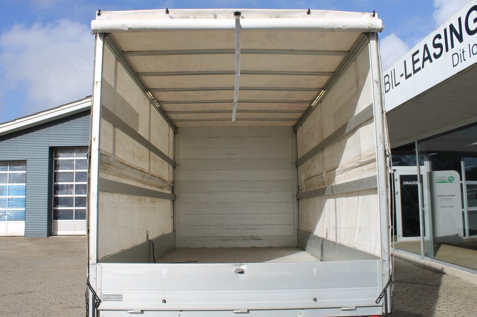 VW Crafter 2,0 TDi 163 Chassis m/lad L 2d