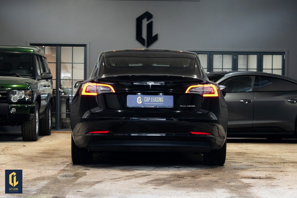 Tesla Model 3 Long Range AWD 4d