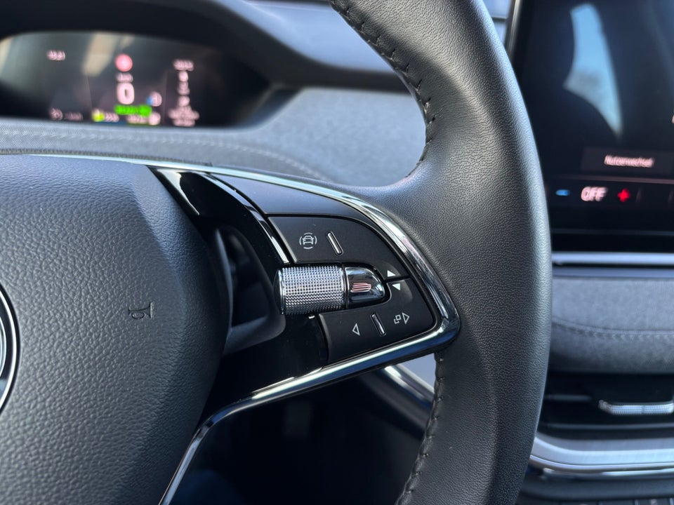 Skoda Enyaq 50 iV 5d