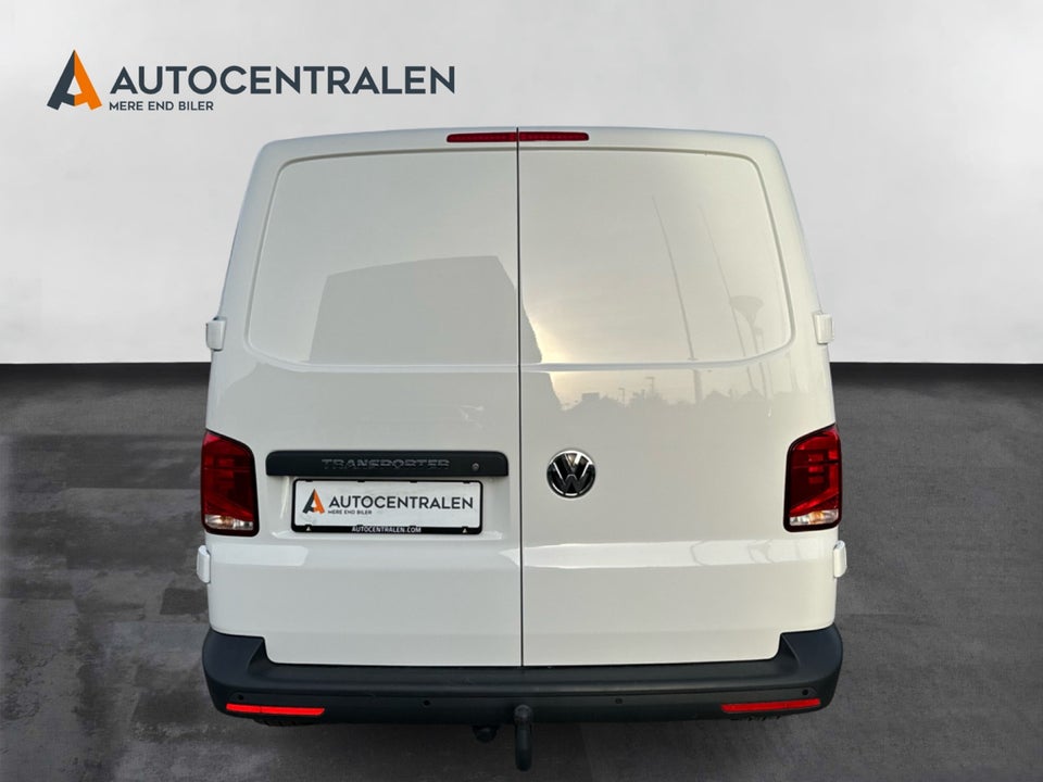 VW Transporter 2,0 TDi 150 Kassevogn lang