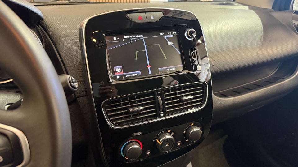 Renault Clio IV 0,9 TCe 90 Zen Sport Tourer 5d