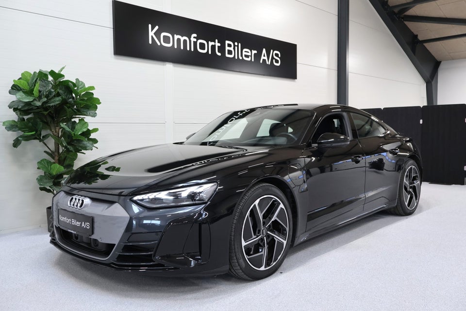 Audi e-tron GT quattro 4d
