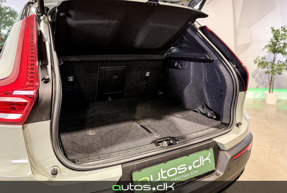 Volvo XC40 P6 ReCharge Plus 5d