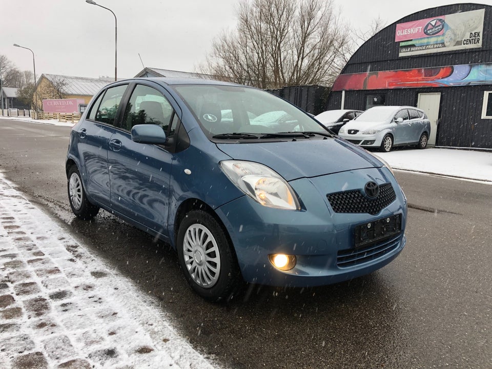 Toyota Yaris 1,3 Sol M/M 5d