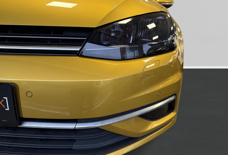 VW Golf VII 1,6 TDi 115 Comfortline Variant 5d