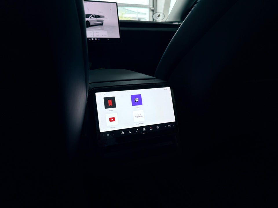 Tesla Model 3 Long Range AWD 4d