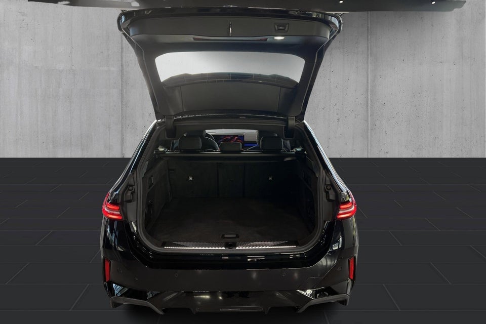 BMW i5 eDrive40 Touring M-Sport 5d