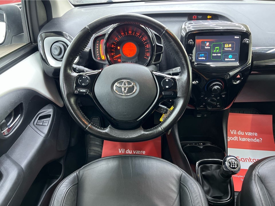 Toyota Aygo 1,0 VVT-i x-cellence 5d