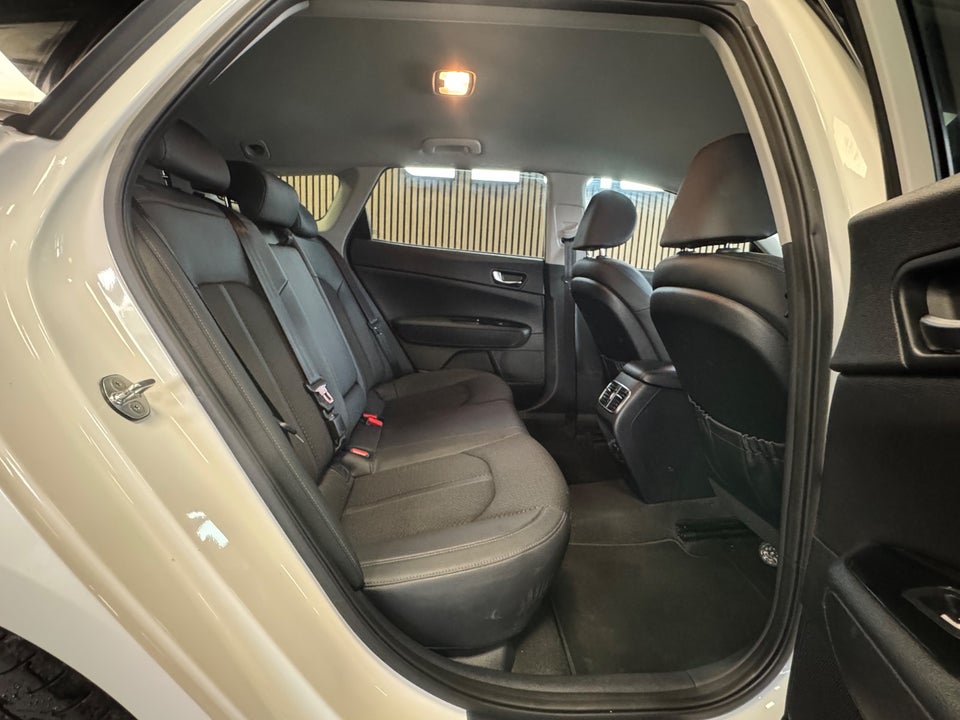 Kia Optima 2,0 PHEV SW aut. 5d