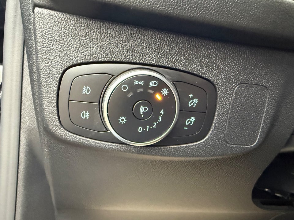 Ford Focus 1,0 EcoBoost mHEV Titanium stc. DCT 5d