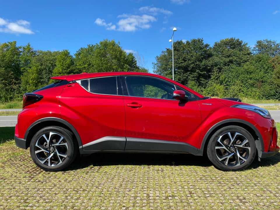 Toyota C-HR 1,8 Hybrid C-LUB Smart CVT 5d