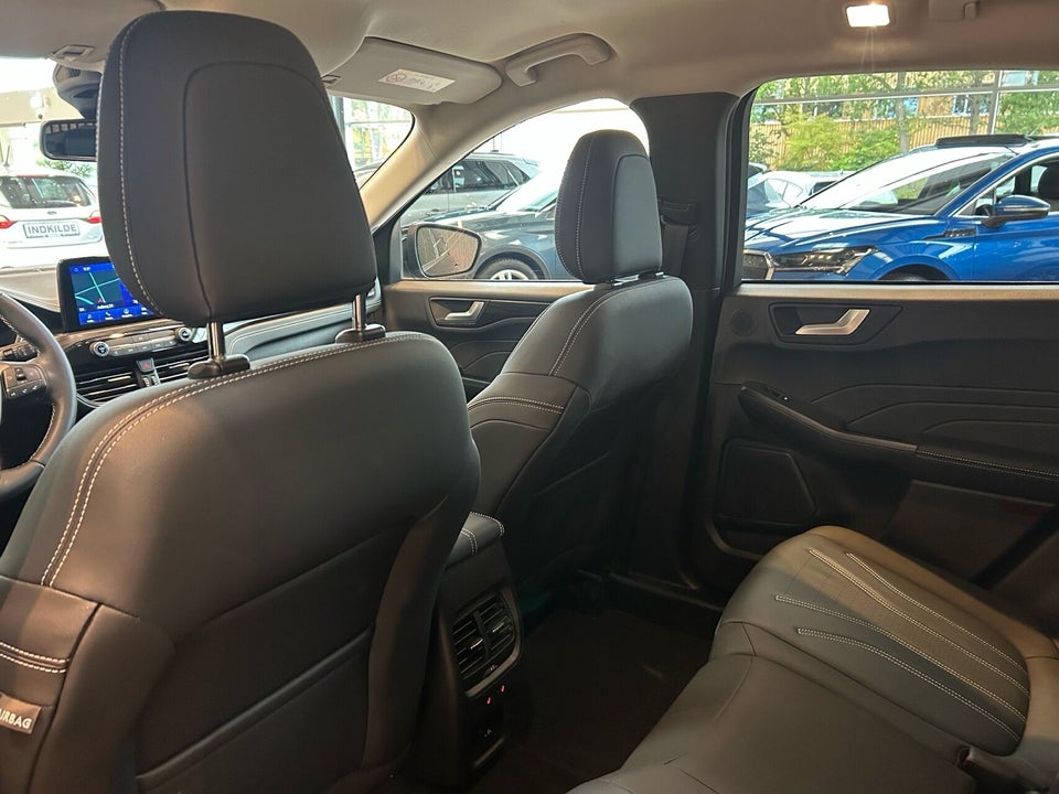 Ford Kuga 2,5 PHEV Vignale CVT 5d