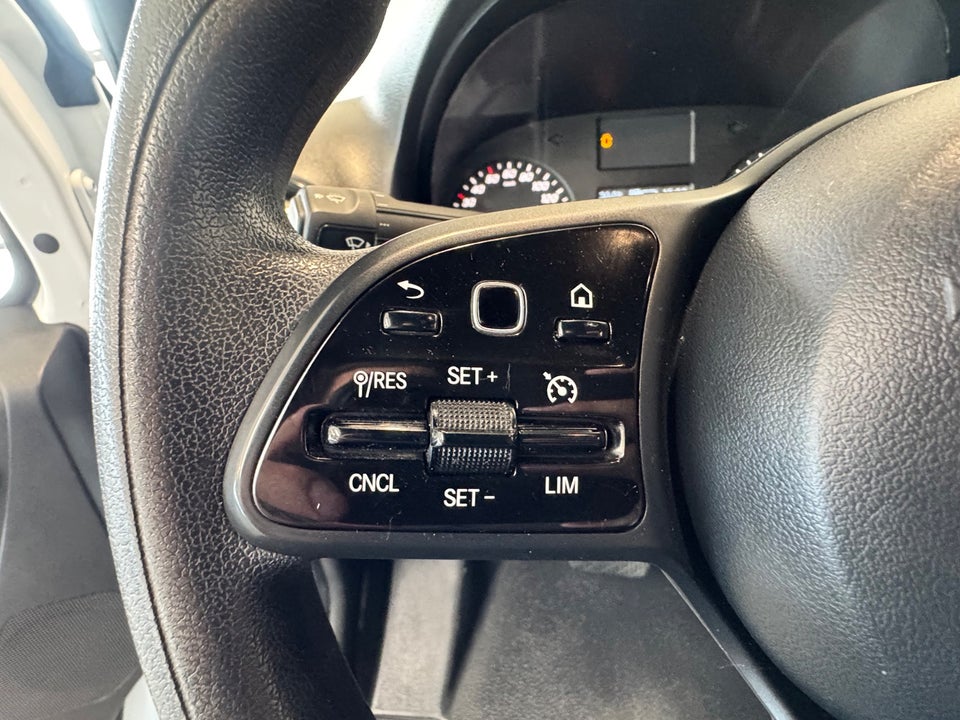 Mercedes Sprinter 319 3,0 CDi A2 Kassevogn aut. RWD