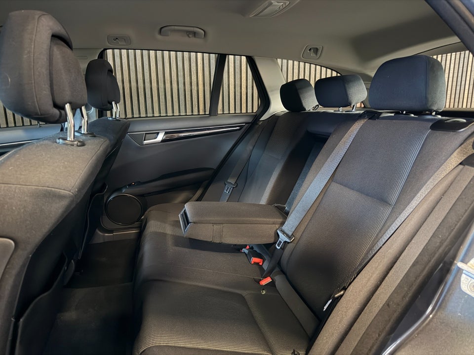 Mercedes C180 2,2 CDi Elegance stc. aut. BE 5d