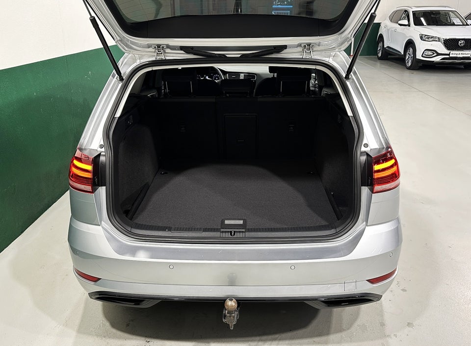 VW Golf VII 1,5 TSi 150 Highline Variant DSG 5d