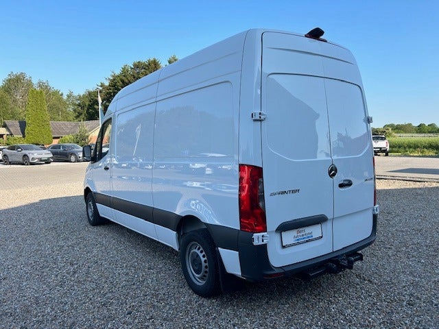 Mercedes Sprinter 314 2,2 CDi A2 Kassevogn aut. FWD