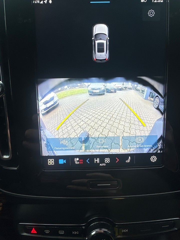 Volvo XC40 ReCharge Extended Range Plus 5d