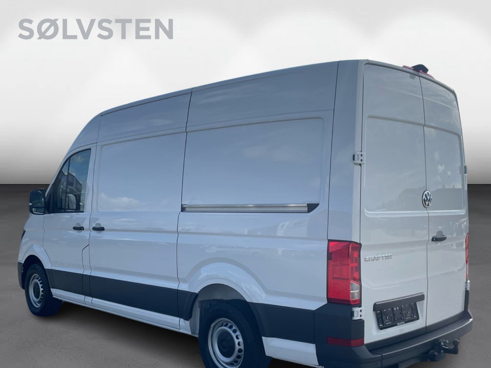 VW Crafter 35 2,0 TDi 163 Kassevogn L3H3 aut. RWD