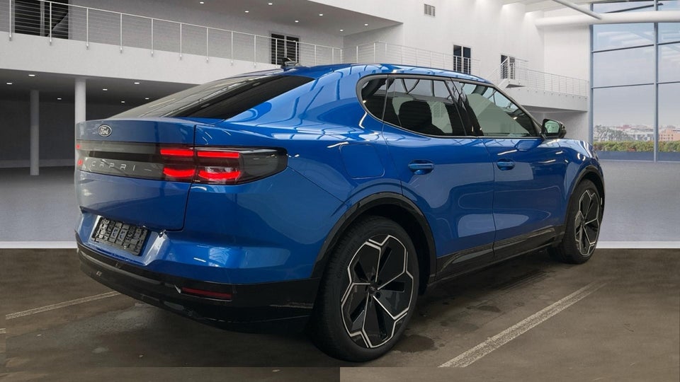 Ford Capri 77 Premium Extended Range 5d