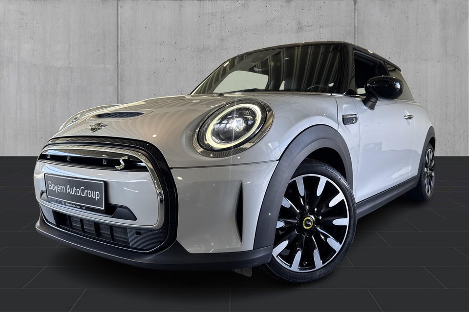 MINI Cooper SE Classic Trim 3d