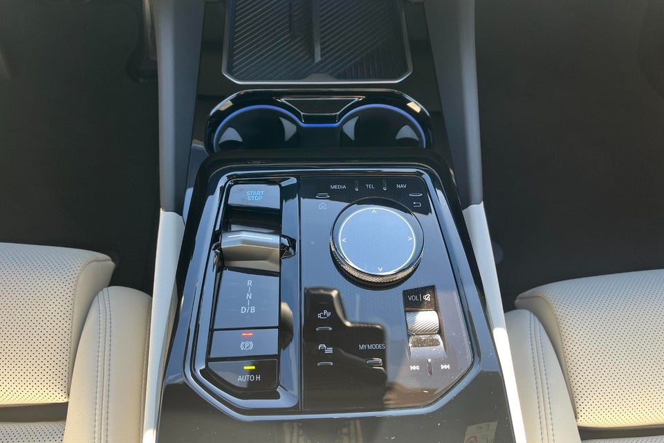 BMW i5 eDrive40 M-Sport 4d