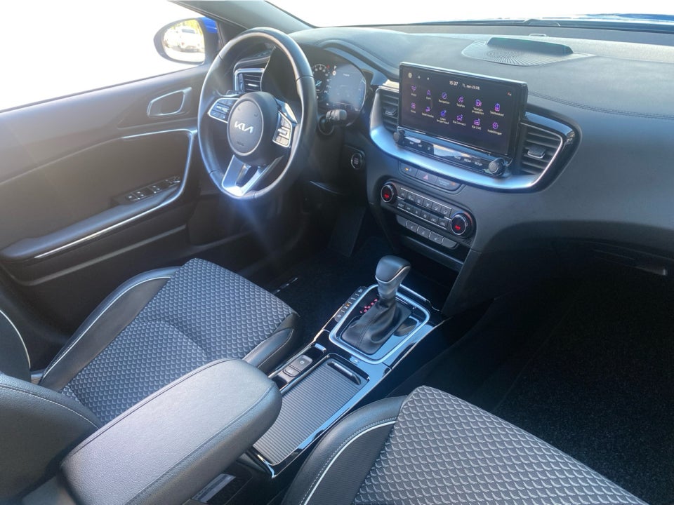 Kia Ceed 1,6 PHEV Upgrade Premium SW DCT 5d